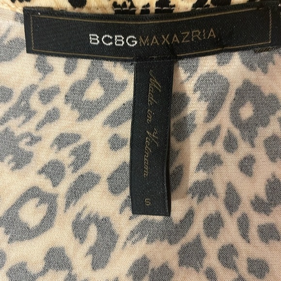 BCBG leopard wrap dress size small - Picture 12 of 13